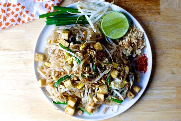 crispy tofu pad thai