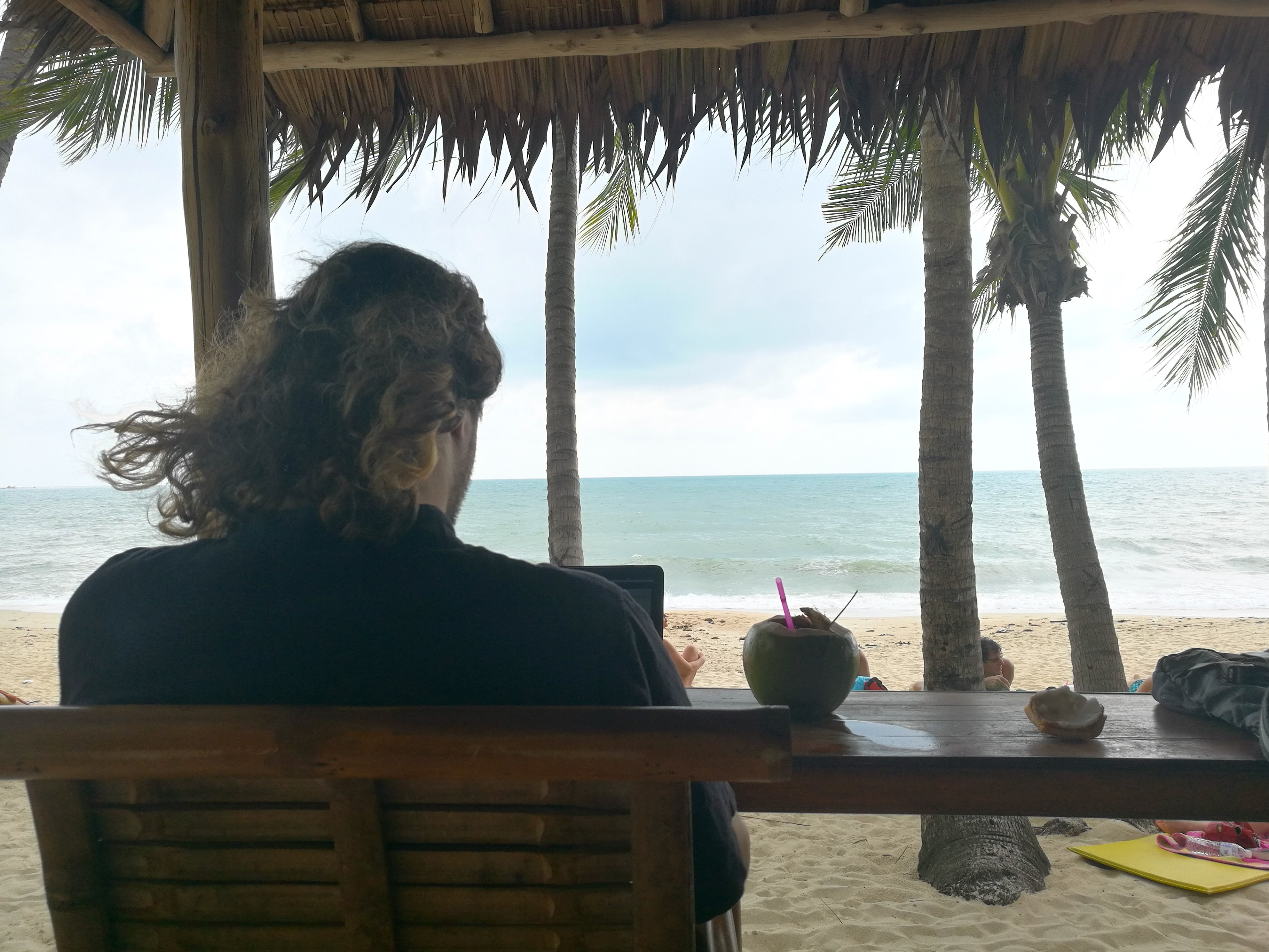 digital nomad lamai beach