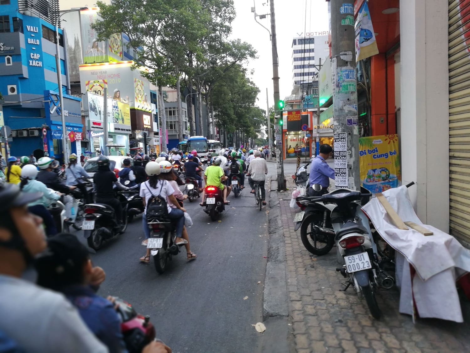scooters ho chi minh naturebels